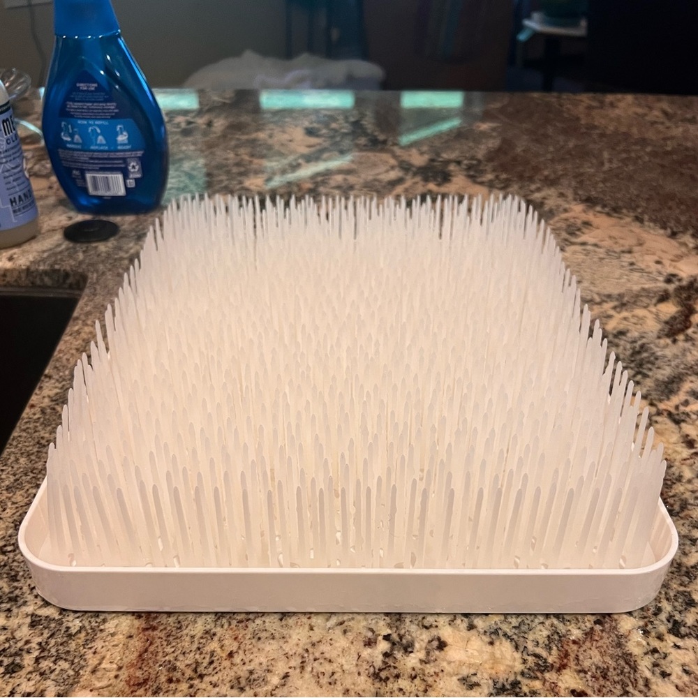 boon white LAWN large